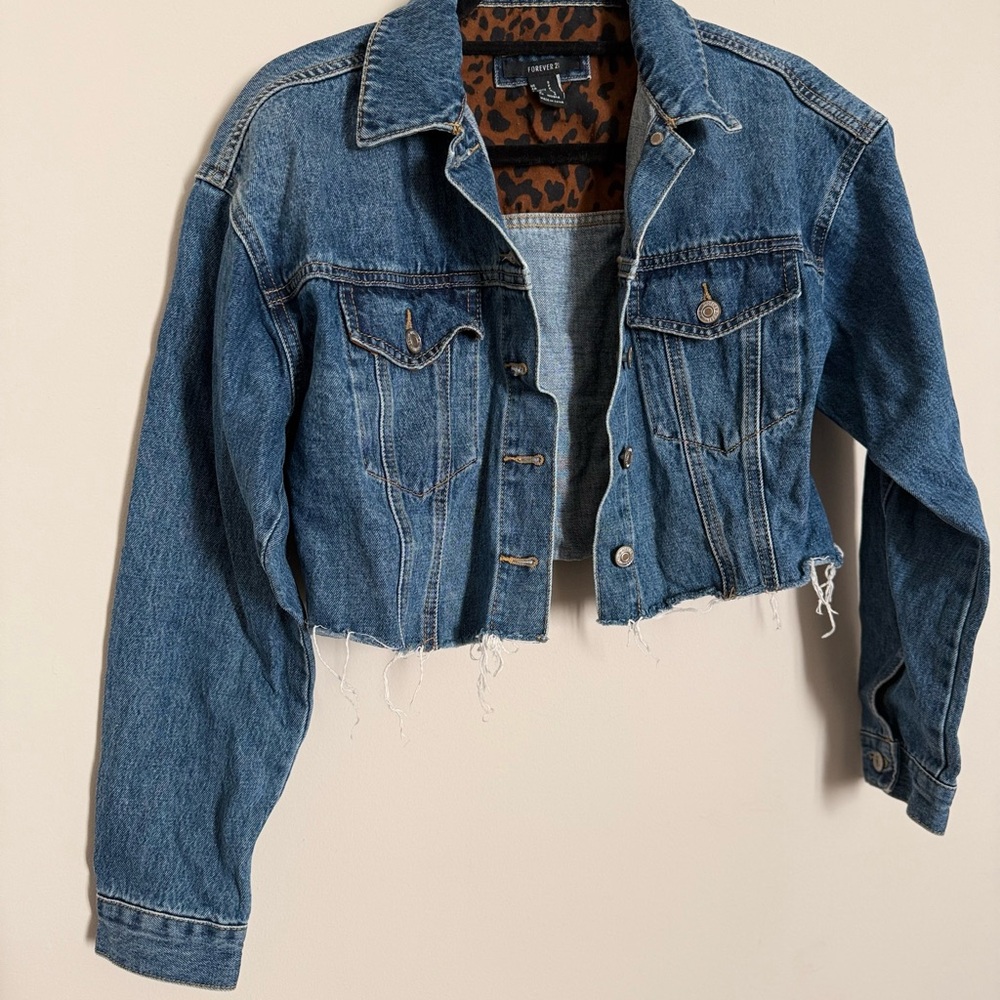 Forever 21 Cropped Denim Jacket Small Leopard Lining
